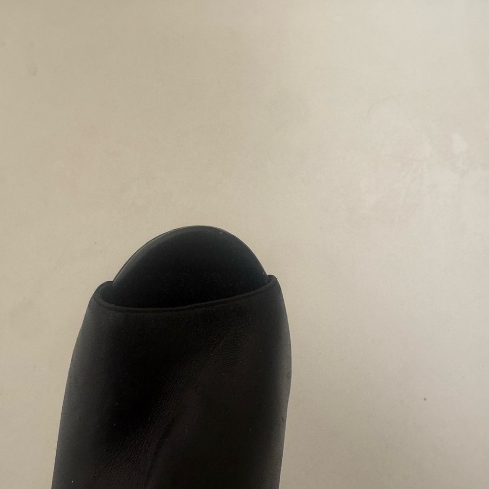 Vince Camuto heels - Picture 11 of 13